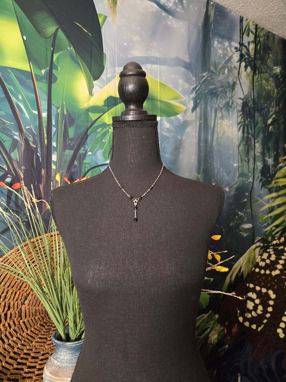 Vintage Avon Silver Tone and Black Bead Filigree Drop Necklace